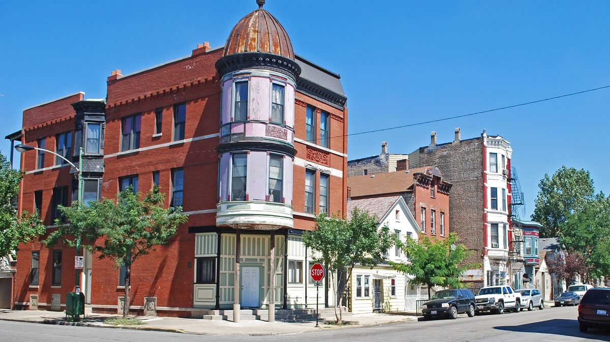 things to do while moving to Pilsen Chicago